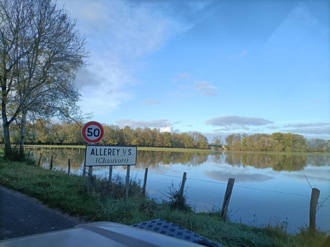 Вілла Les Annexes Verdun-sur-le-Doubs Екстер'єр фото